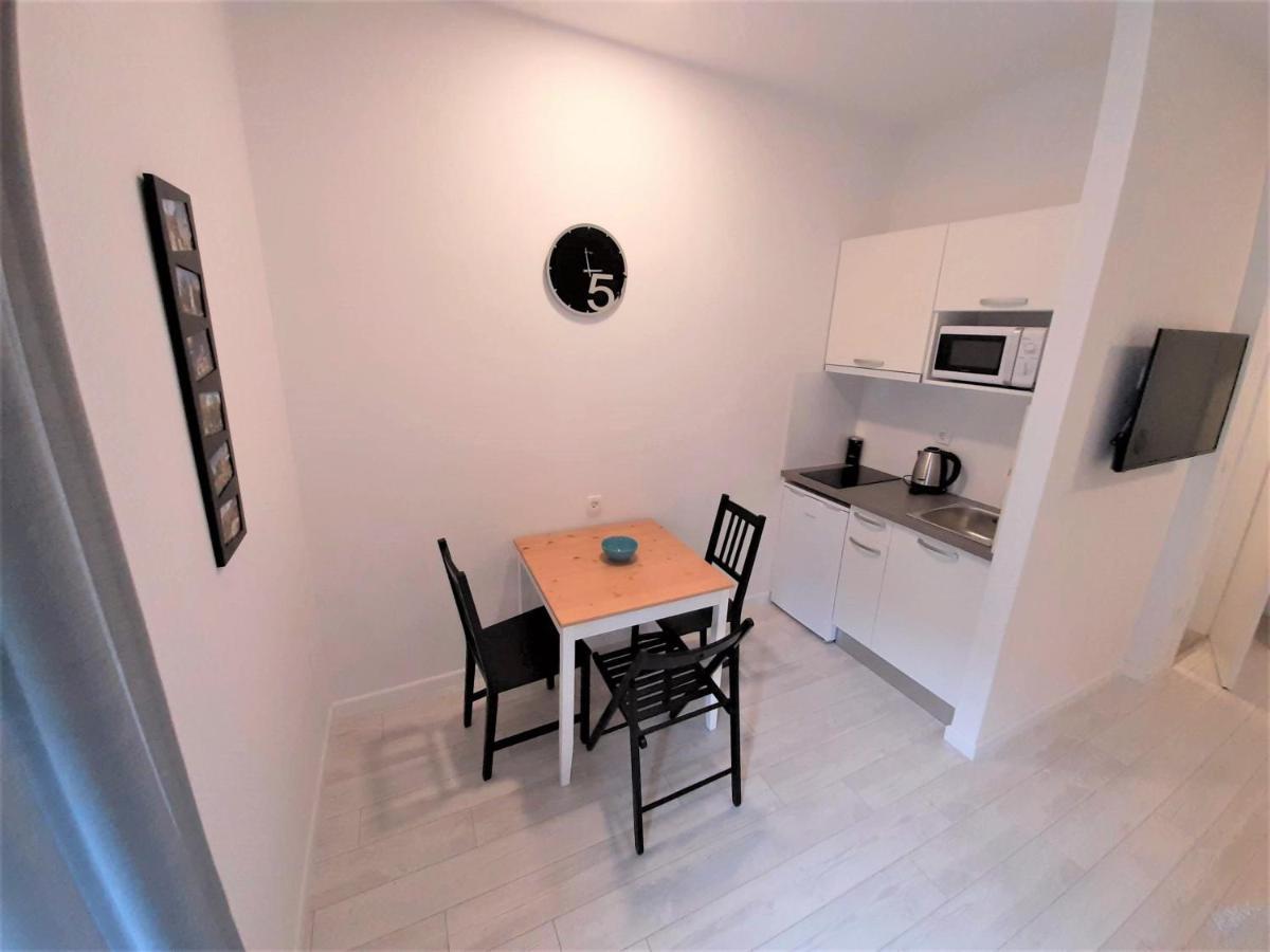 Gj16 Apartamento Zagreb Exterior foto